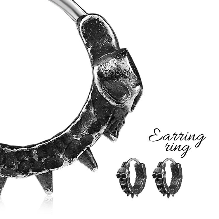 Black Skull Ear Clip