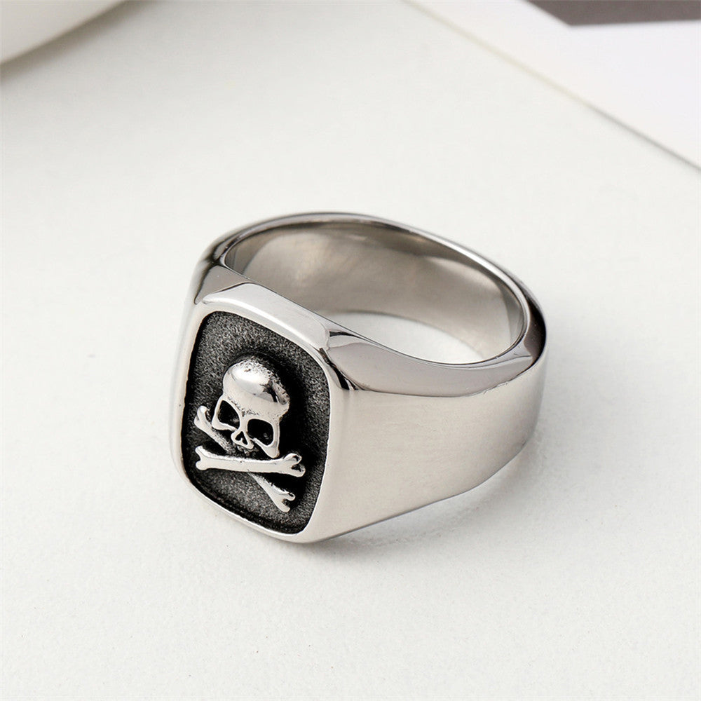 Personality Retro Europe And America Men's Skull Titanium Steel Ring