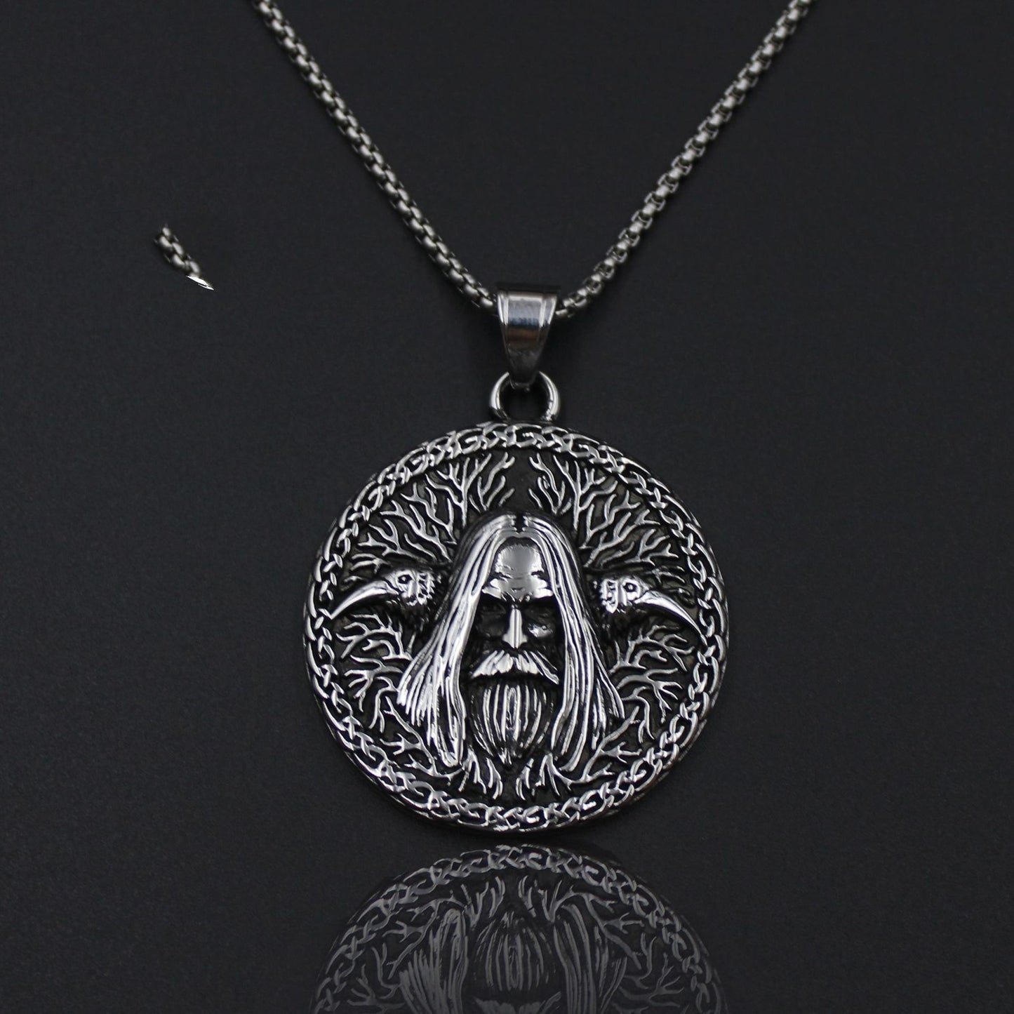 Viking Old Head Statue Pendant Men's Titanium Steel Necklace