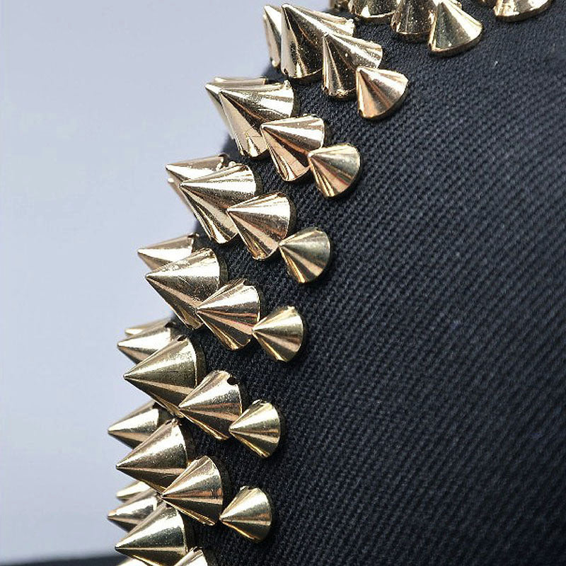 Five-row plastic rivet adjustable flat brim cap