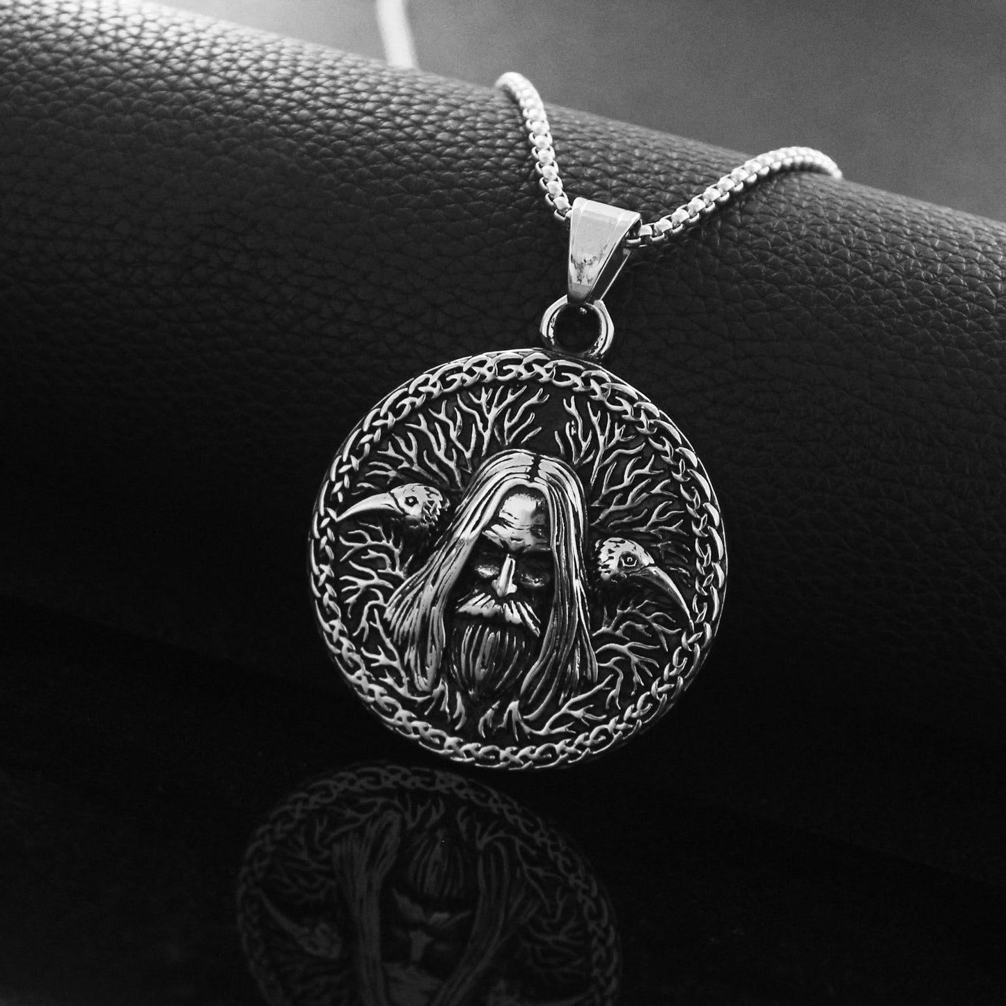 Viking Old Head Statue Pendant Men's Titanium Steel Necklace