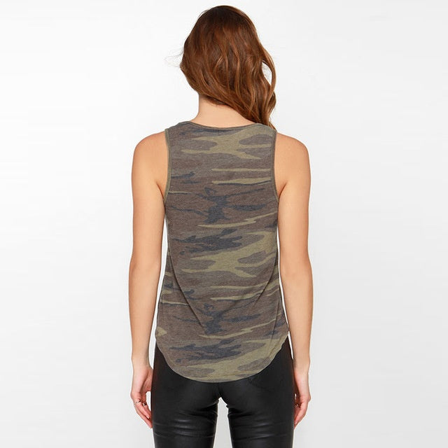 Camouflage sleeveless T-shirt